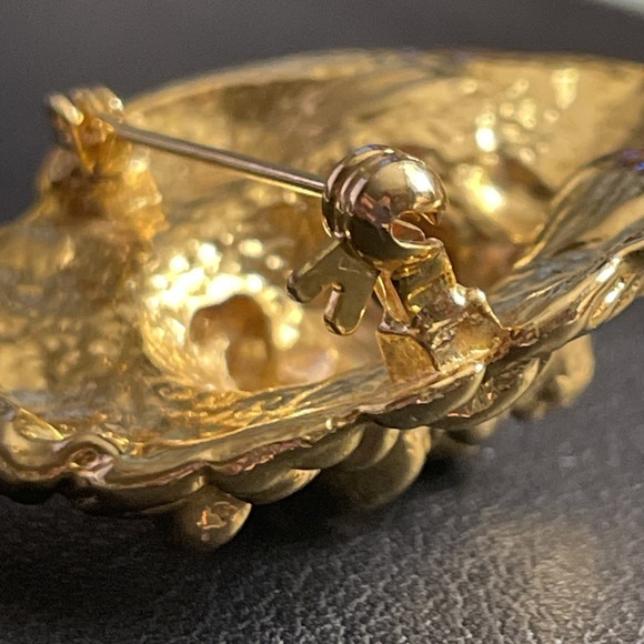 Vintage Lion Head Brooch Pin Rhinestone Eyes in Gold Tone Heavy‎ - Picture 6 of 8